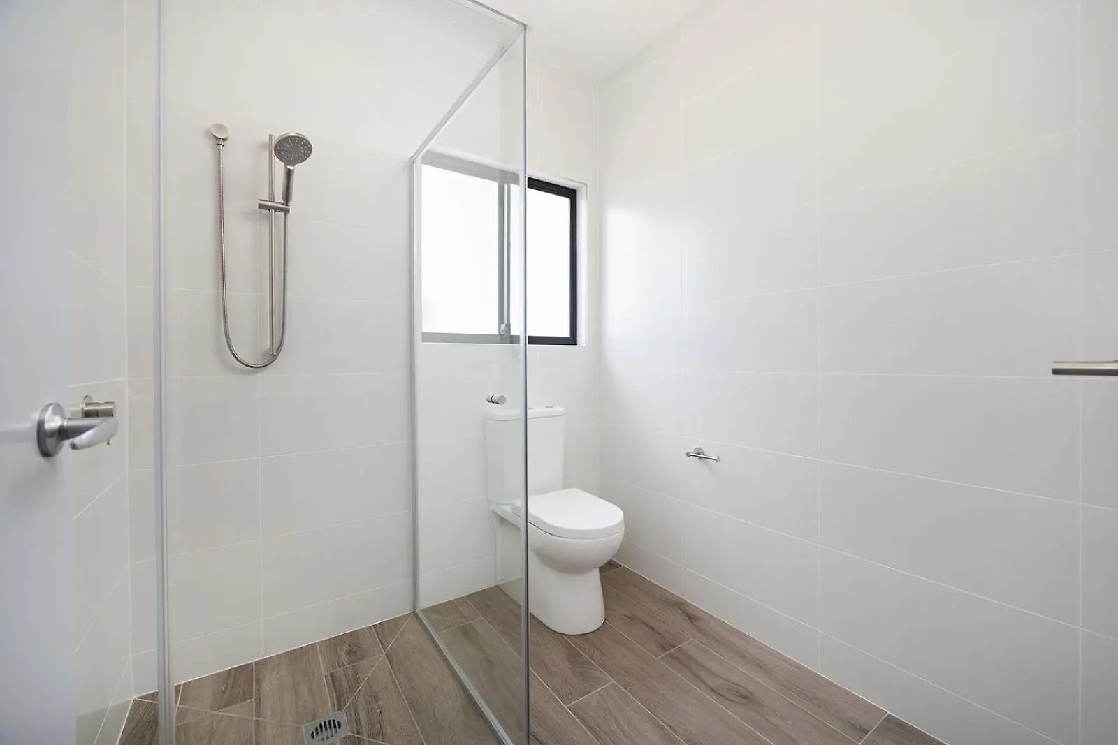 Private Apartment Room Unit, Fully Furnished Bellbird Park