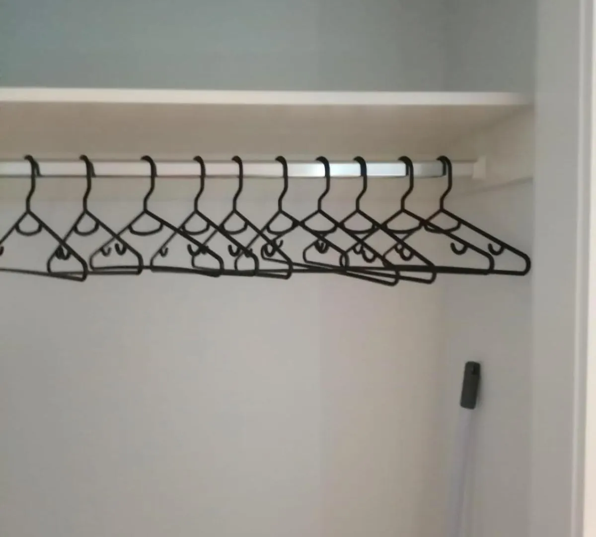 Private Apartment Room Unit, Fully Furnished Bellbird Park Guest house